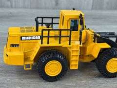 Michigan L320 Wheel Loader, 1/50, Joal