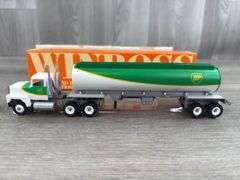 BP Oil Tanker Truck, 10” Long, Winross, Original Shipping Box