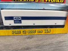 Ford CL-9000 W/Van, 1/64, Ertl, Trucks & Miniatures Of The World
