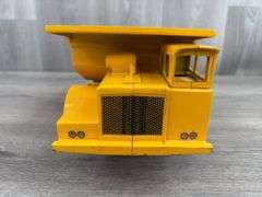 International 180 Pay Hauler, 1/24, Diamond Grille, Ertl