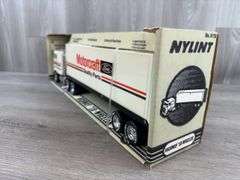 Ford 9000 Motorcraft Highway 18-Wheeler, 21” Long