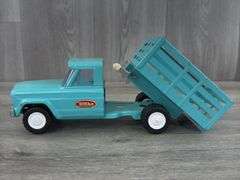 Tonka Jeep Dump Stake Truck, 9 1/2” Long