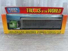International Transtar II W/Livestock Van, 1/64, Ertl