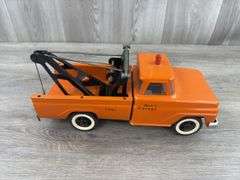Ken’s Garage Tow Truck, 14 1/2” Long, Tonka