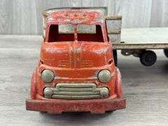 Wyandotte Truck & Trailer, 24” Long