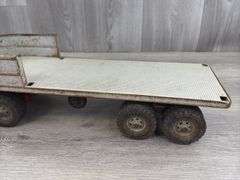 Wyandotte Truck & Trailer, 24” Long