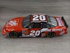 Tony Stewart #20 Home Depot/2002 Winston Cup Championship 2002 Grand Prix Stock Car, 1/24, Limited Edition, Action 10th Anniversary