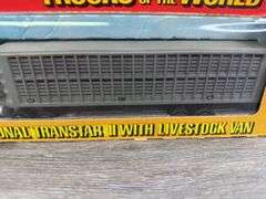International Transtar II W/Livestock Van, 1/64, Ertl