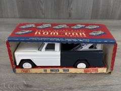 Structo 110 Wrecker Truck, Kom-Pak Trucks, 9” Long
