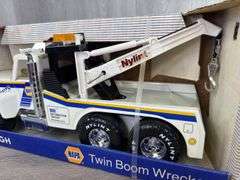 NAPA Auto Parts Twin Boom Wrecker, 16” Long, Nylint