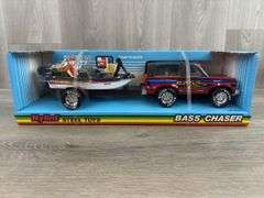 Nylint Tournament Champions Bass Chaser, 15 1/2” Long