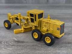 John Deere 310D Backhoe/Loader & Cat 12G Motor Grader, 1/64, Ertl