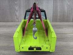 Nylint Towing Service Truck, 13” Long