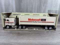 Ford 9000 Motorcraft Highway 18-Wheeler, 21” Long