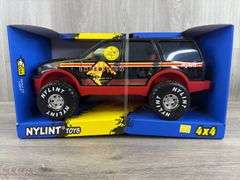 Ford Expedition 4x4 SUV, 16” Long, Nylint Toys