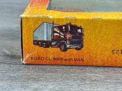 Ford CL-9000 W/Flatbed, 1/64, Ertl, Trucks & Miniatures Of The World
