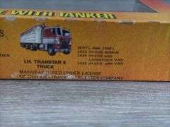 International 4300 Eagle Exxon Tanker, 1/64, Ertl, Trucks & Miniatures Of The World