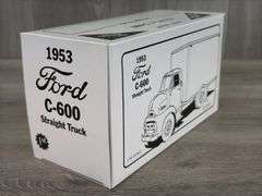 1953 Ford C-600 Golden Jubilee Straight Truck, 1/34