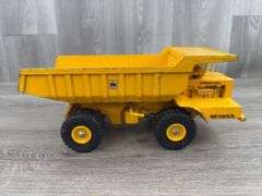 International 350 Pay Hauler, 1/24, Bar Grille, White Cab, Ertl
