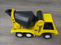Hubley Power Builders Mighty-Metal Constructioneers