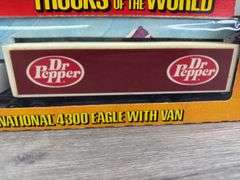 International 4300 Eagle Dr. Pepper Van, 1/64, Ertl, Trucks & Miniatures Of The World