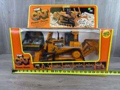 The Cat RC Power Dozer, 19” Long, New Bright