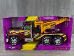 Nylint Towing & Recovery Wrecker, 16” Long, No. 866