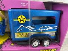 Lone Star Stables Set, 21” Long, Nylint Toys