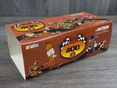 Event Car Looney Tunes 2001 Monte Carlo Stock Car, 1/24, Limited Edition, 1 Of 9,504, Action, Monte Carlo 400