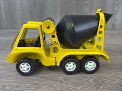 Hubley Power Builders Mighty-Metal Constructioneers