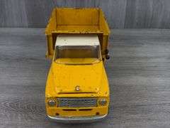 Tru-Scale Dump Truck, 14 3/4” Long