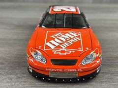 Tony Stewart #20 Home Depot/NEXTEL Inaugural Season 2004 Monte Carlo Stock Car, 1/24, Limited Edition, #2728/3704, Action, Dealer Exclusive