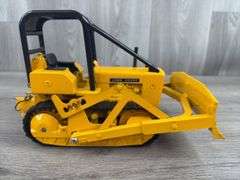John Deere 450 Crawler W/Blade & Winch, 1/16, Ertl