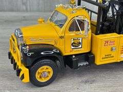 Mack B-61 NAPA 24 HR Wrecker, 1/34, First Gear
