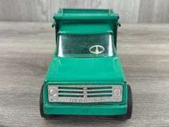 Structo Kom-Pak Dump Truck, 9” Long