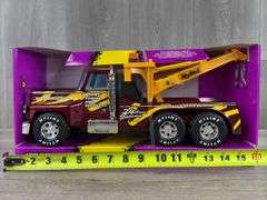 Nylint Towing & Recovery Wrecker, 16” Long, No. 866