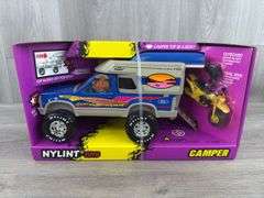 Ford Ranger Sport Camper, 13” Long, Nylint Toys