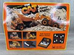 The Cat RC Power Loader, 10 1/2” Long, New Bright
