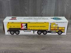 Safety-Kleen Fluid Recycling Services Tanker Truck, 1/32