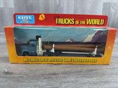 International Paystar 5000 Logger Trailer, 1/64, Ertl, Trucks & Miniatures Of The World