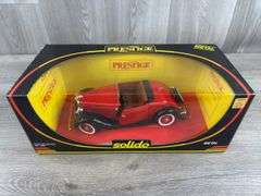 1934 Ford Roadster, 9” Long, Solido, Prestige