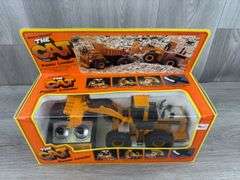 The Cat RC Power Loader, 10 1/2” Long, New Bright