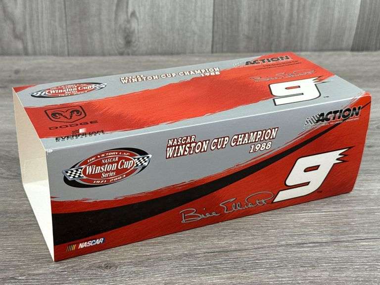 Bill Elliott #9 Dodge/The Victory Lap 2003 Intrepid Stock Car, 1/24, Limited Edition, 1 Of 6,132, Action