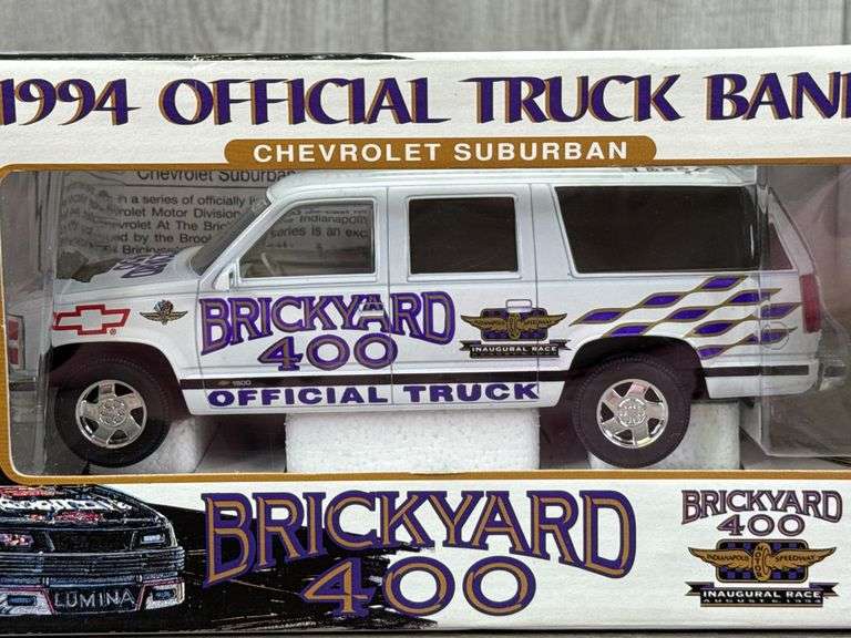 1994 Brickyard 400 Inaugural Race Chevrolet Suburban Truck Bank, 1/25, Certificate Of Authenticity, Brookfield Collectors Guild