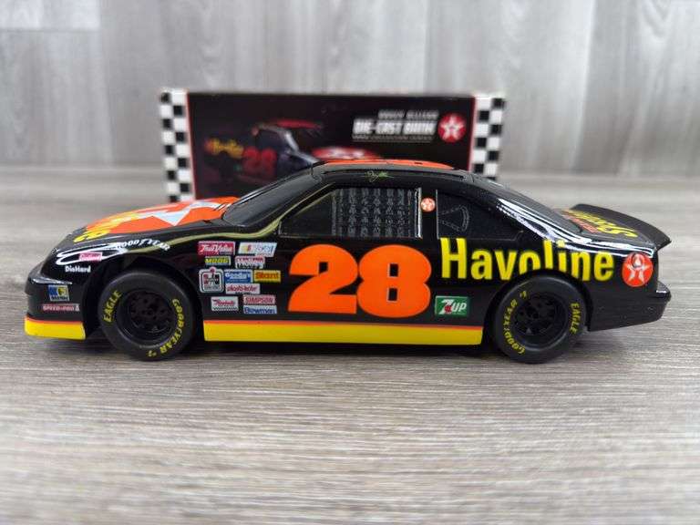 Davey Allison #28 Havoline Thunderbird Stock Car Bank, 1/24, 1993 Collector Series, Racing Champions