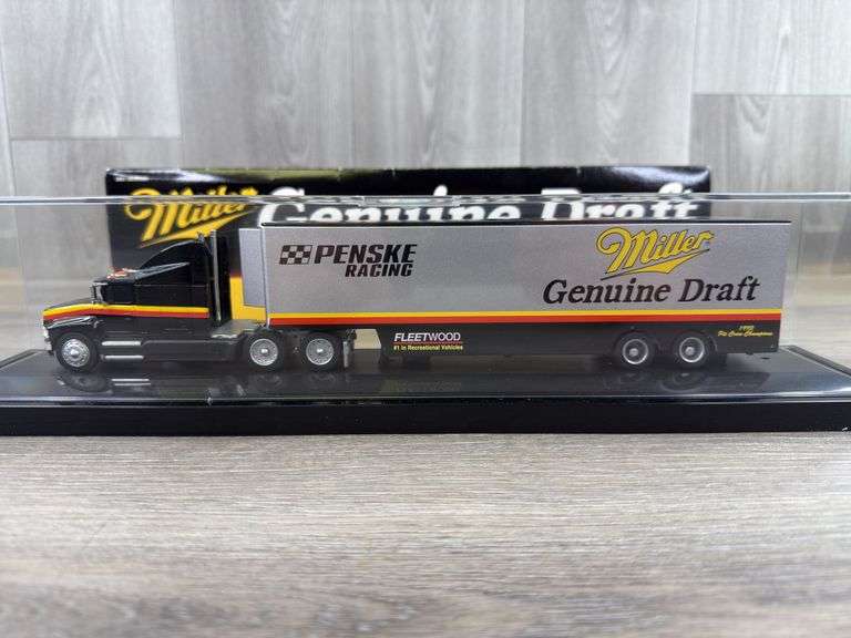 Rusty Wallace #2 Miller Genuine Draft Race Car Transporter, 1/64, 1995 Limited Edition, Racing Collectables Action Platinum Series