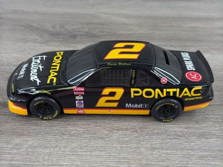 Rusty Wallace #2 Pontiac Excitement Grand Prix Stock Car Bank, 1/24, Limited Edition, 1 Of 2500, Racing Champions