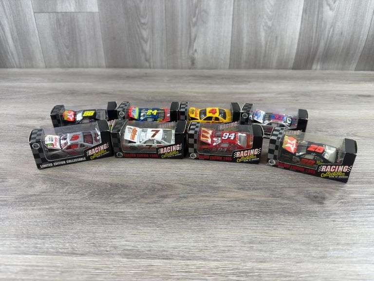 Alan Kulwicki, Terry Labonte, Bill Elliott, Davey Allison, Bobby Hamilton, Sterling Marlin, Jeff Gordon & Ernie Irvan Stock Cars, 1/64, Action