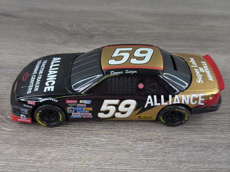 Dennis Setzer #59 Alliance Lumina Stock Car Bank, 1/24, 1994 Limited Edition, 1 Of 3000, Racing Champions