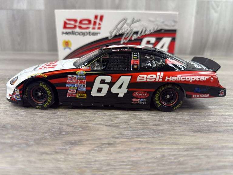 Rusty Wallace #64 Bell Helicopter 2005 Charger Stock Car, 1/24, Limited Edition, 1 Of 6696, Action